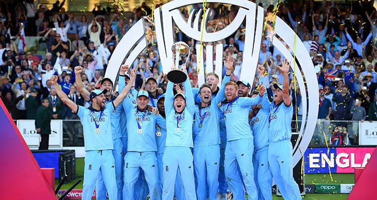 England celebrating the Cricket World Cup victory